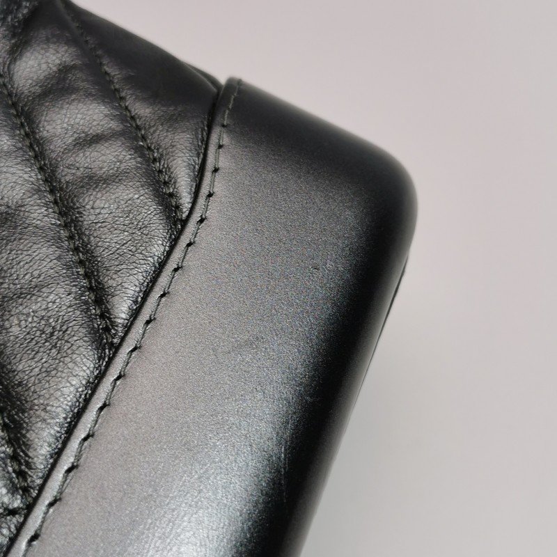 Chanel Gabrielle流浪包小號油蠟皮V紋絎縫雙鏈設計單肩包斜挎包-15