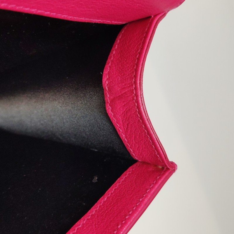 Saint Laurent 牛皮純色字母Logo手拿包-9