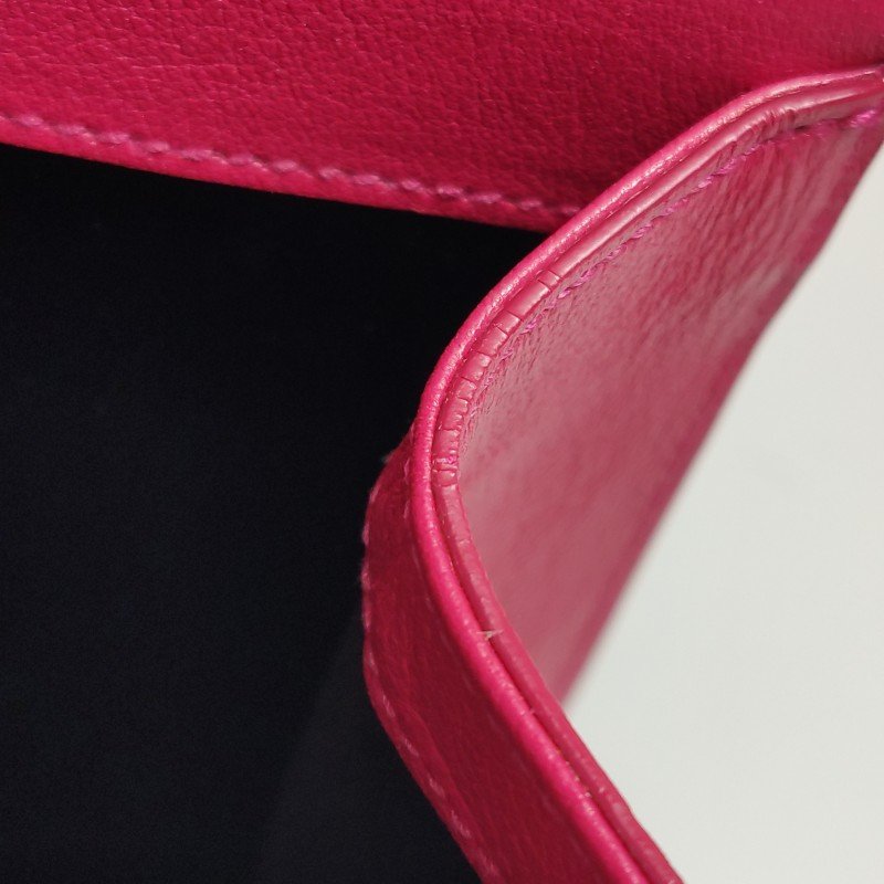 Saint Laurent 牛皮純色字母Logo手拿包-18