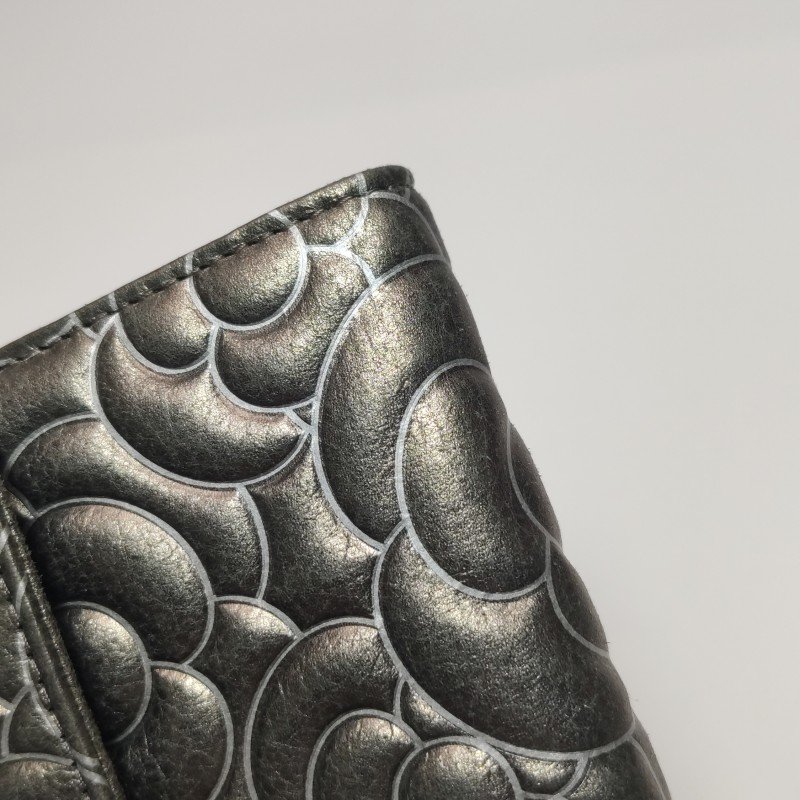 Chanel磨砂皮純色山茶花印花雙Clogo皮夾-12