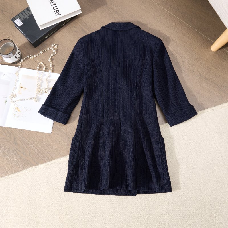 ❤️CHANEL 深藍色經典外套 薄款 適合春夏 精緻CC紐扣-9