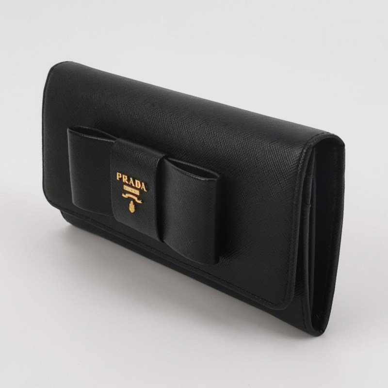 Prada牛皮純色字母Logo蝴蝶結裝飾皮夾-1