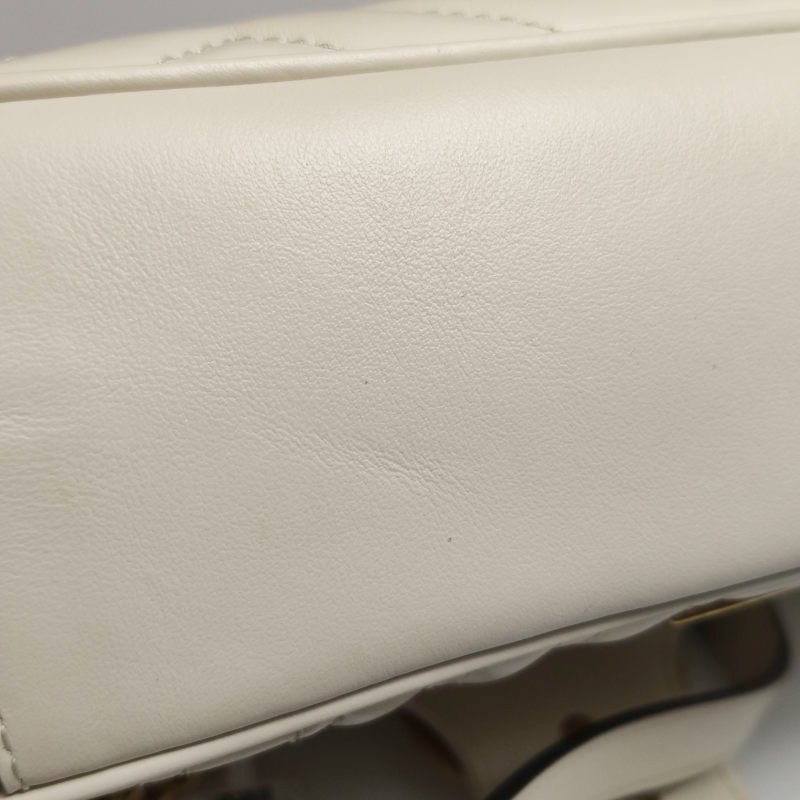 Gucci GG Marmont中型牛皮V紋絎縫雙G標誌口 蓋包肩背包-16