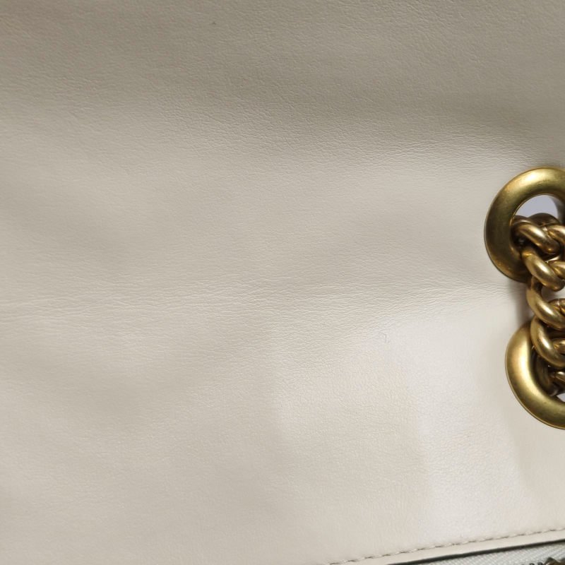 Gucci GG Marmont中型牛皮V紋絎縫雙G標誌口 蓋包肩背包-18