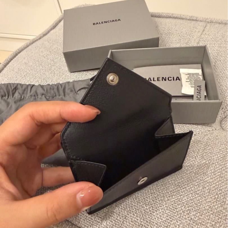 Balenciaga 巴黎世家全新短夾-1