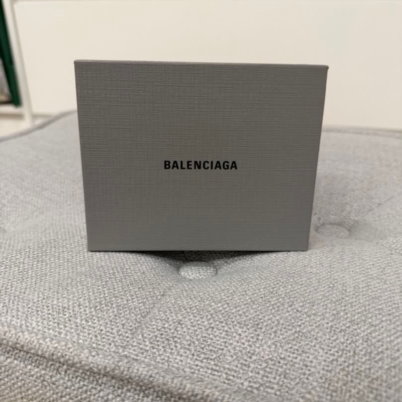 Balenciaga 巴黎世家全新短夾-9