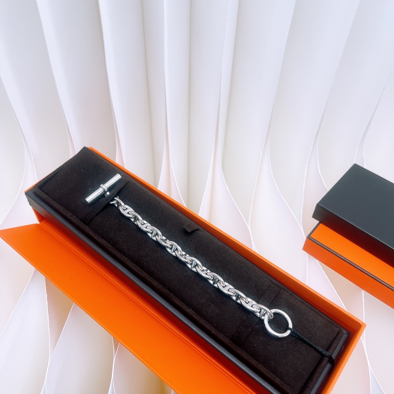 閒置 15碼 Hermes chaine d’ancre 豬鼻銀手鏈-0