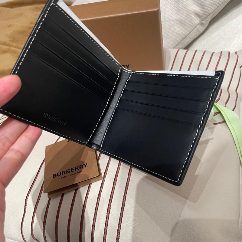 Burberry Short Wallet-5