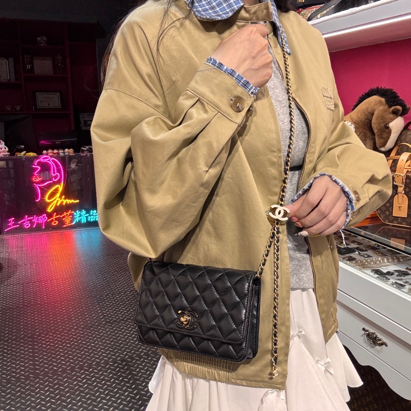 Chanel 鍅瑯釦woc 斜背包/王吉娜古董精品-1