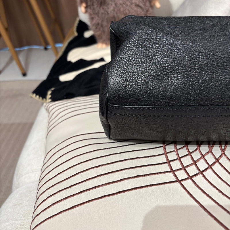 Givenchy Pandora Mini Crossbody Bag 黑色,-7