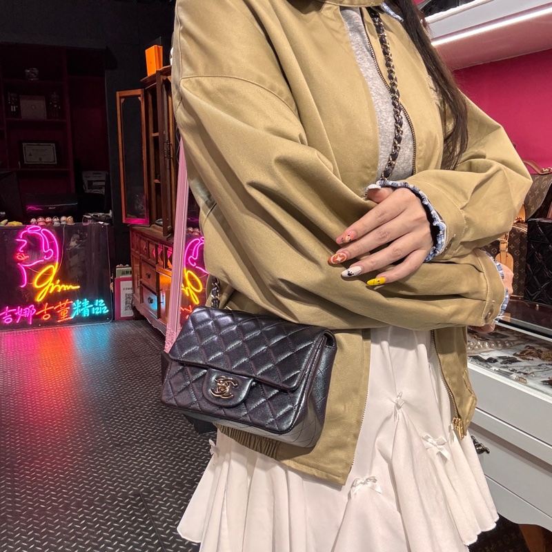 Chanel 幻彩黑紫方胖子斜背包/王吉娜古董精品-1