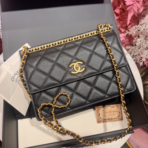 Chanel 黑金荔枝皮斜背包/王吉娜古董精品