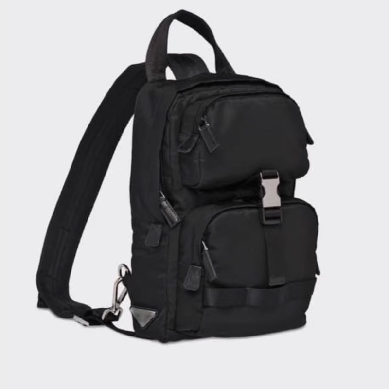 PRADA Re-Nylon 黑色 尼龍 十字紋 皮革 胸包 胸口包 斜背包 側背包 肩背包 腰包-5