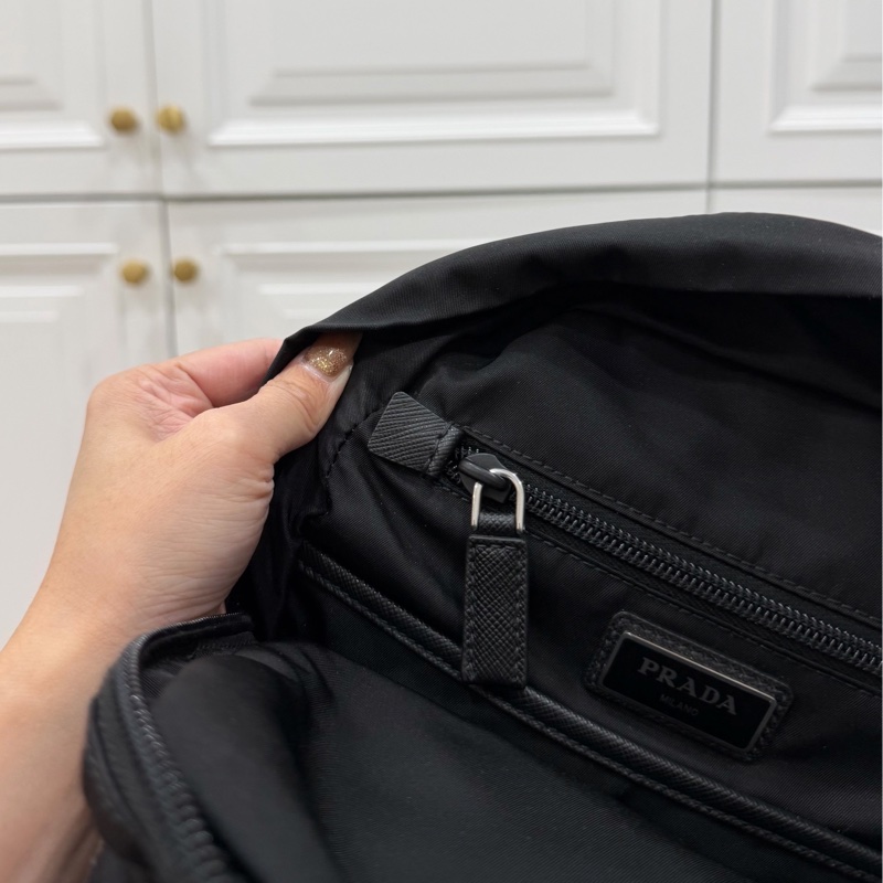 PRADA Re-Nylon 黑色 尼龍 十字紋 皮革 胸包 胸口包 斜背包 側背包 肩背包 腰包-27