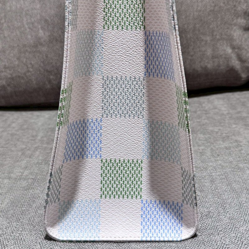 Louis VuittonOnTheGo MM 托特包-5