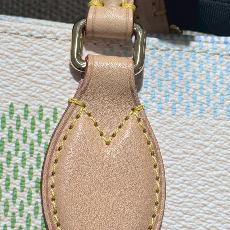 Louis VuittonOnTheGo MM 托特包-34