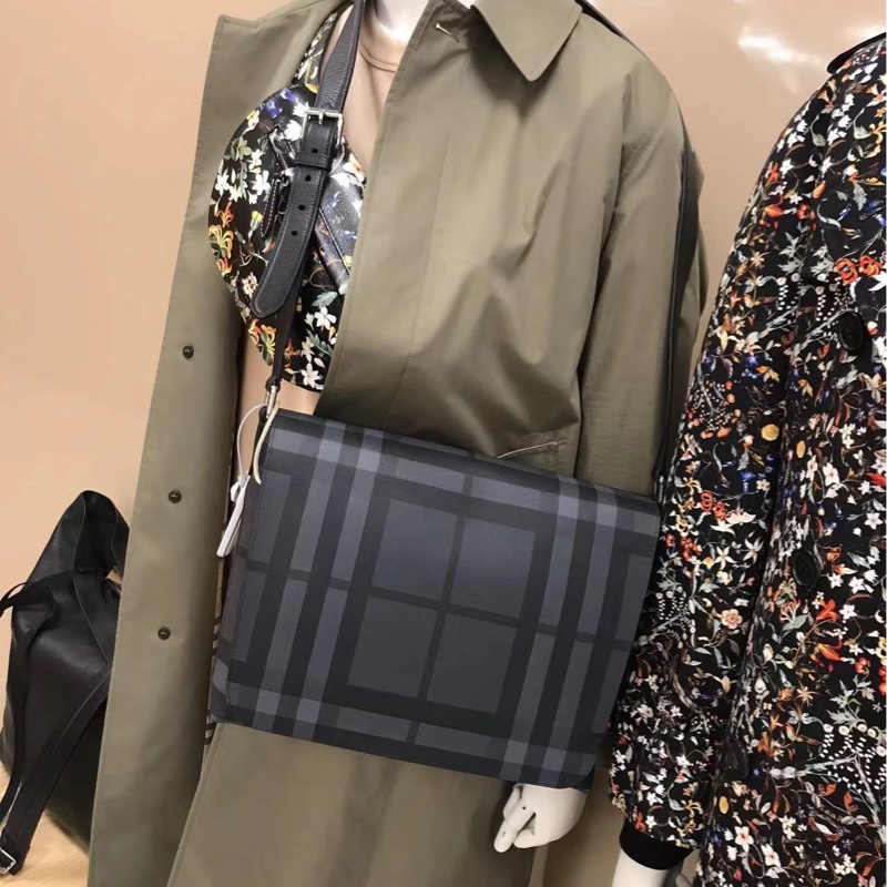 BURBERRY LONDON CHECK LOGO 格紋 郵差包 斜背包 側背包 肩背包-4