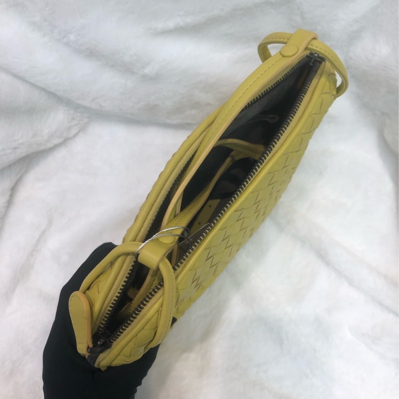 BV 黃色方形斜孭袋 XC320-5