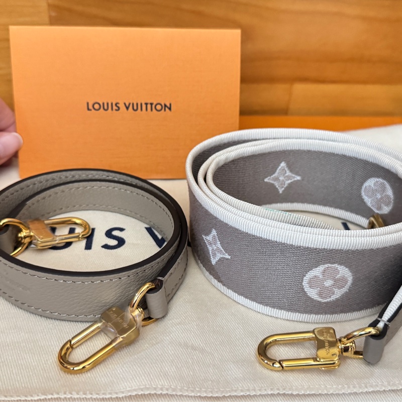 LOUIS VUITTON M46583 Diane-13