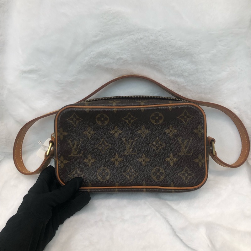 LV 老花開口笑上肩袋 IA229-1