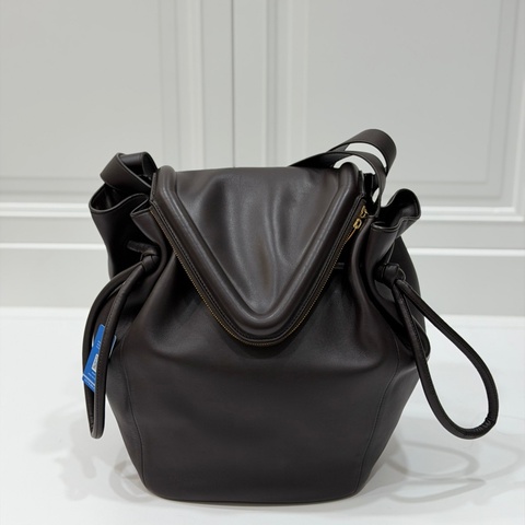 Bottega Veneta BV Beak 大號 全皮 咖啡 水桶包 斜背包 側背包 肩背包 手提包