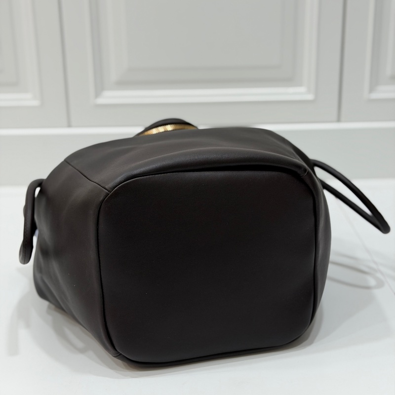 Bottega Veneta BV Beak 大號 全皮 咖啡 水桶包 斜背包 側背包 肩背包 手提包-12