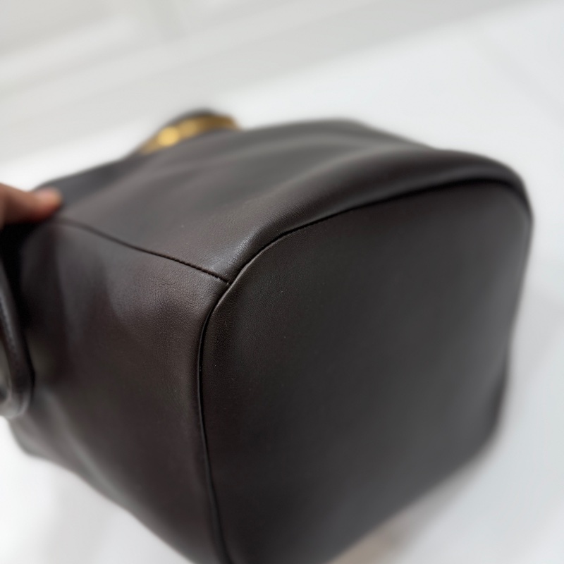 Bottega Veneta BV Beak 大號 全皮 咖啡 水桶包 斜背包 側背包 肩背包 手提包-13