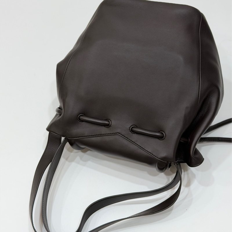 Bottega Veneta BV Beak 大號 全皮 咖啡 水桶包 斜背包 側背包 肩背包 手提包-17