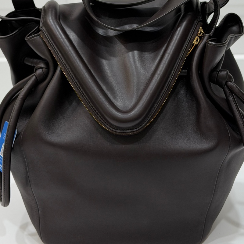 Bottega Veneta BV Beak 大號 全皮 咖啡 水桶包 斜背包 側背包 肩背包 手提包-37