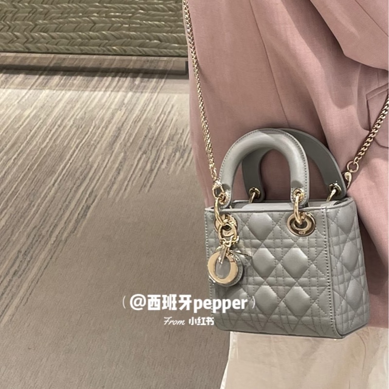 迪奧黛妃包 Dior Mini Lady Dior 蛋白石灰羊皮✨氣質必收款 手提肩背兩用 M0505OBDU-5