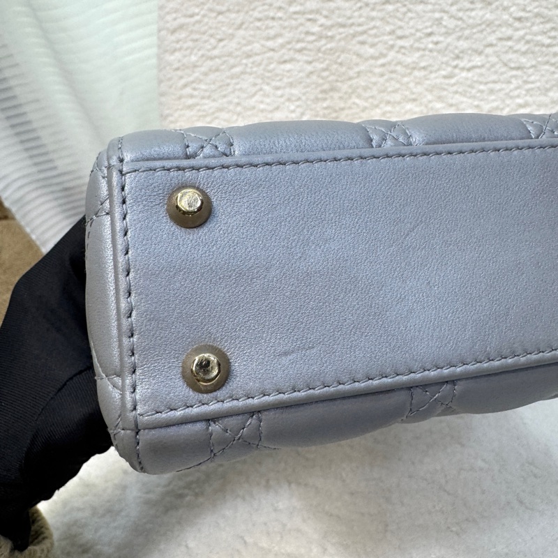 迪奧黛妃包 Dior Mini Lady Dior 蛋白石灰羊皮✨氣質必收款 手提肩背兩用 M0505OBDU-19