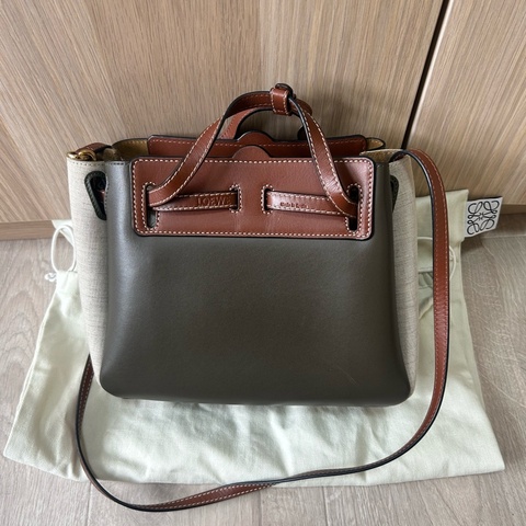 Loewe mini lazo