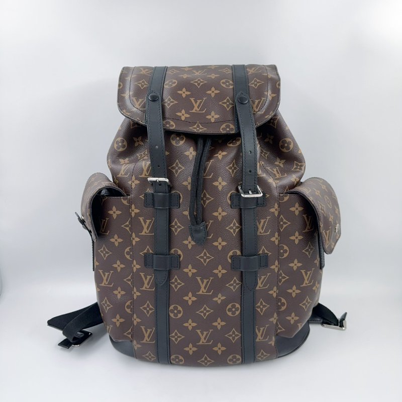 LV原花拼黑牛皮銀釦Christopher MM下蓋式後背包 M43735-2