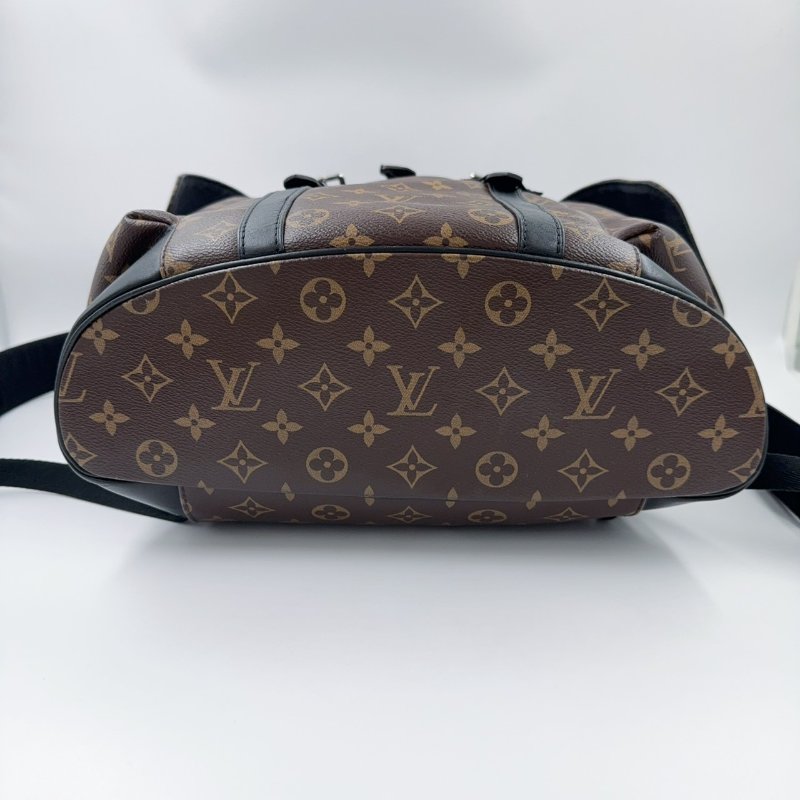 LV原花拼黑牛皮銀釦Christopher MM下蓋式後背包 M43735-6