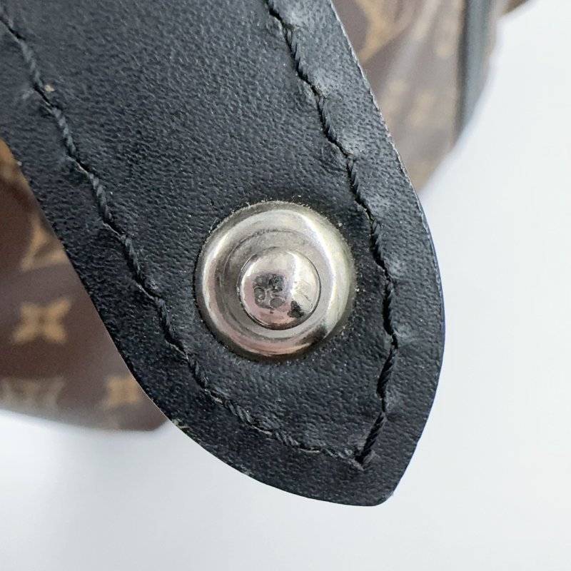 LV原花拼黑牛皮銀釦Christopher MM下蓋式後背包 M43735-18