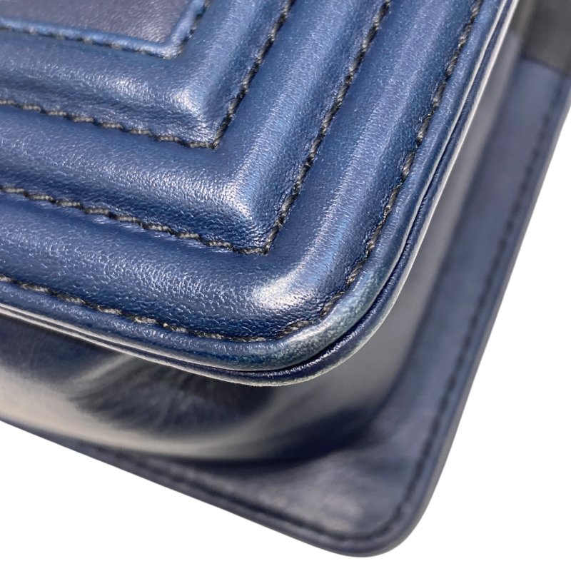 CHANEL 香奈兒 BOY25 皮革 鍊條肩背包 海軍藍×黑色-10