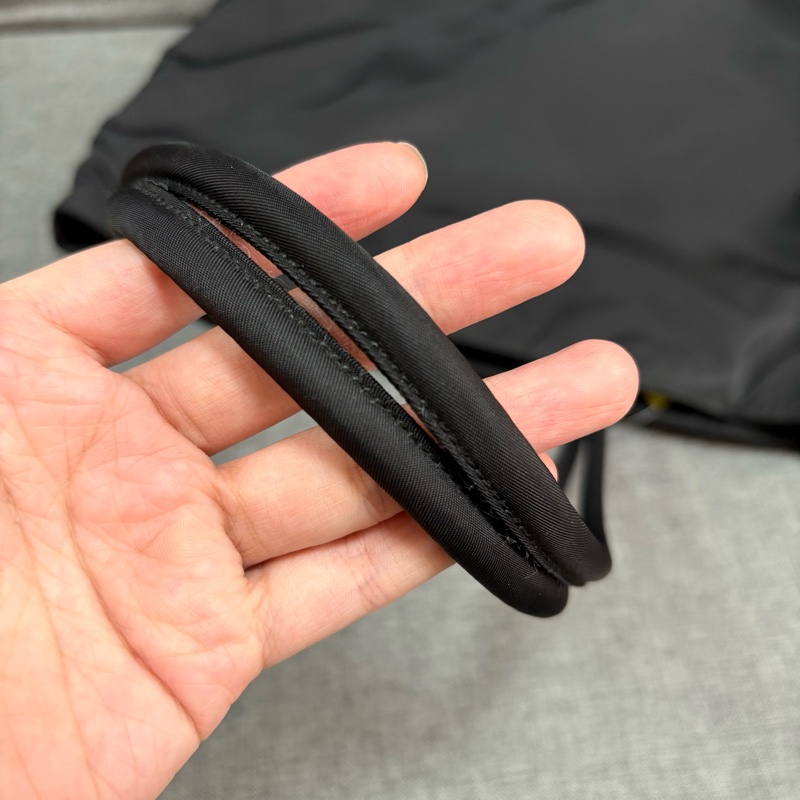 Prada 尼龍黑色托特包-3