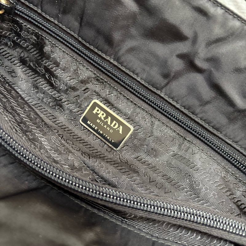 Prada 尼龍黑色托特包-13