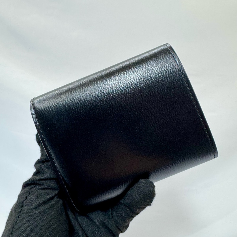 賽琳 CELINE Triomphe 凱旋門三折黑色短夾牛皮-1