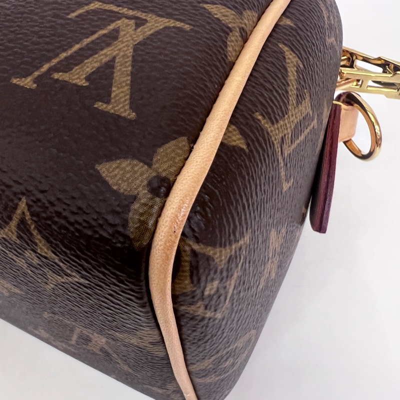 LV 原花金釦Speedy20手提斜背波士頓包-9