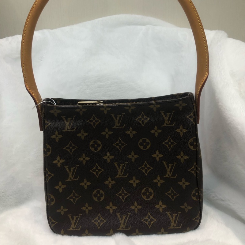 LV 老花Looping Shoulder Bag XC315-7