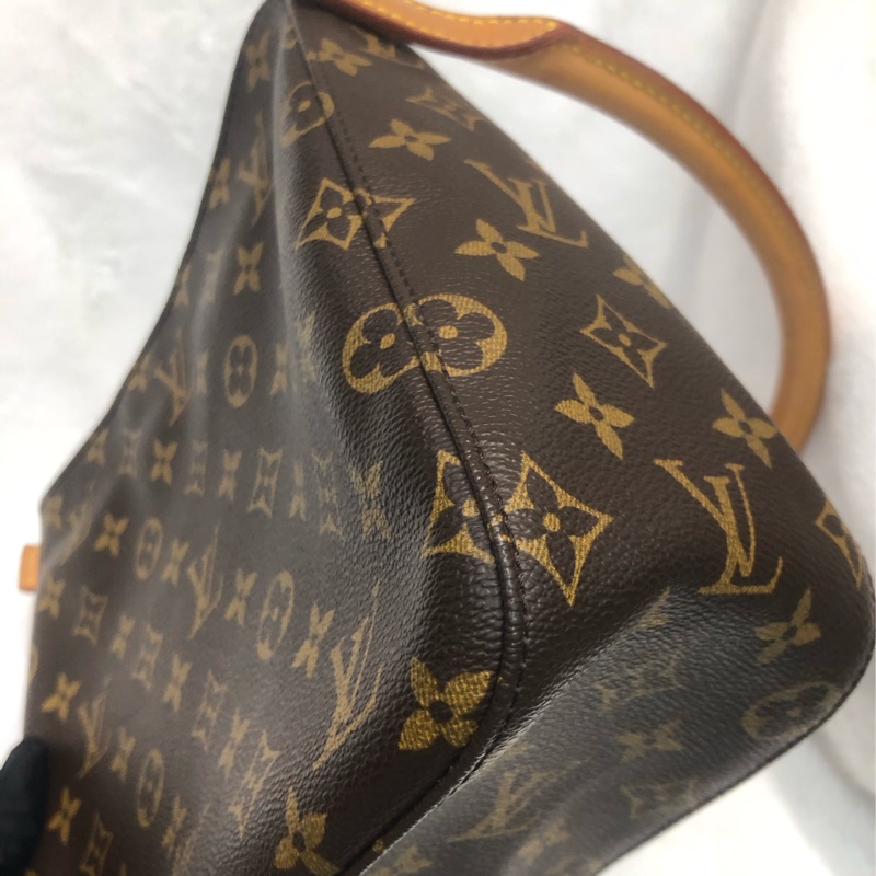 LV 老花Looping Shoulder Bag XC315-10