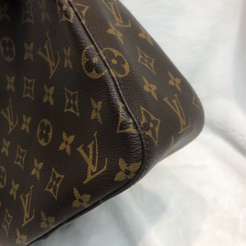 LV 老花Looping Shoulder Bag XC315-12