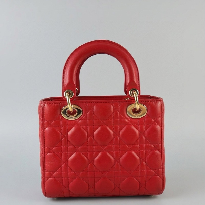 閒置近新❤️Dior迪奧 紅金羊皮金扣 四格戴妃徽章款 尺寸20*17*8-3