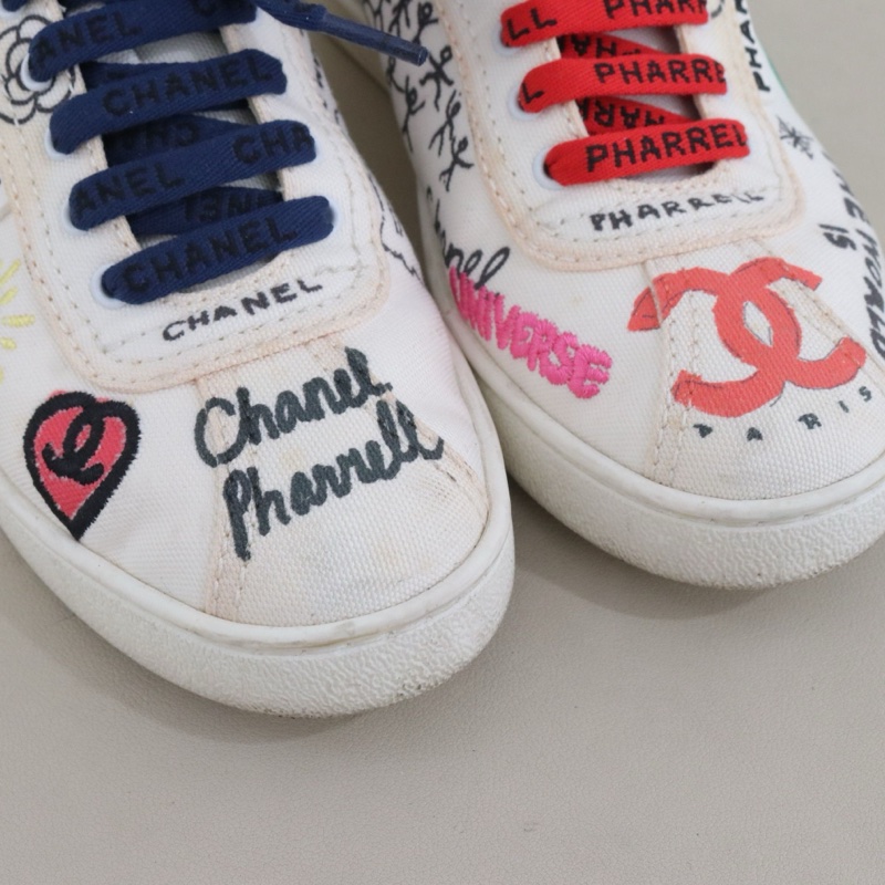 CHANEL香奈兒 x Pharrell菲董聯名塗鴉小白鞋女鞋，35.5碼，配件無-5