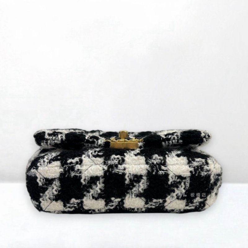 S5350-CHANEL 黑白千鳥格紋毛呢金釦19腰包-4