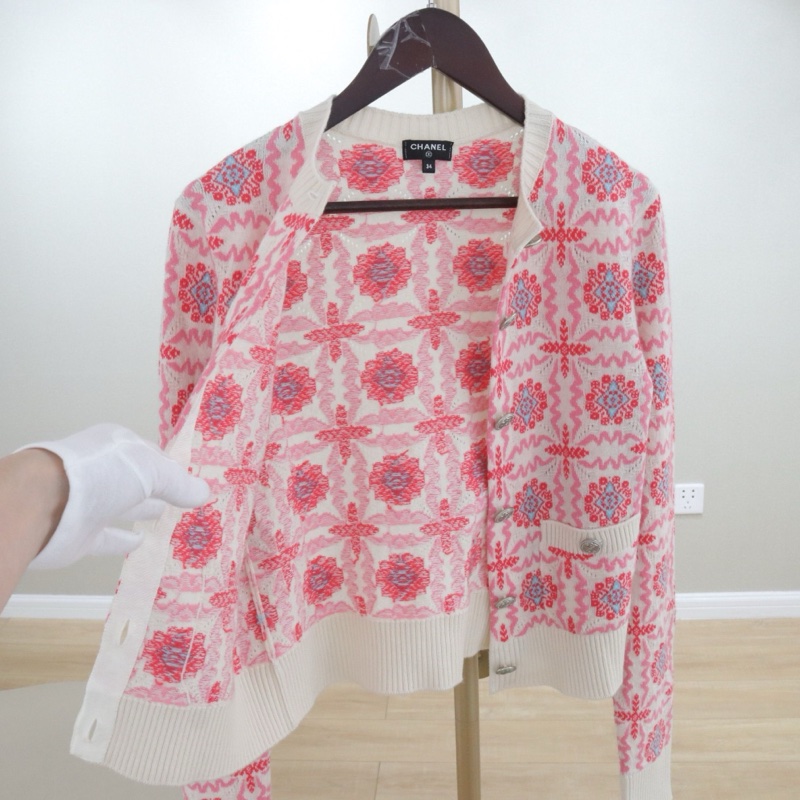 CHANEL香奈兒花朵針織開衫100%羊絨，34碼 配件無-5