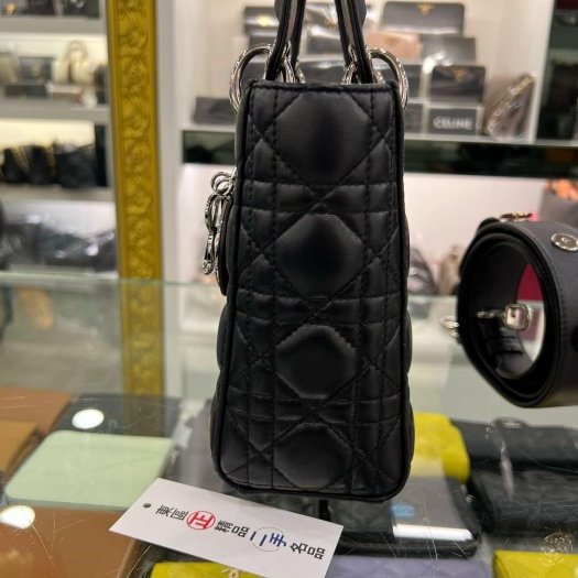 東區正精品㊣CD CHRISTIAN DIOR LADY 迪奧黑色全皮Logo 銀扣吊飾手提包黛妃包兩用包 RZ6347-2