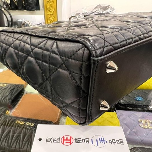 東區正精品㊣CD CHRISTIAN DIOR LADY 迪奧黑色全皮Logo 銀扣吊飾手提包黛妃包兩用包 RZ6347-8