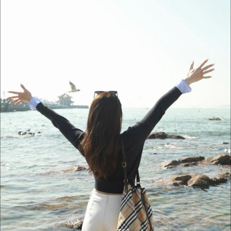 💎Han's house精品服飾💎Burberry 經典 棉麻 牛皮飾邊 格紋 水桶包 側背包 16X29X27公分-2